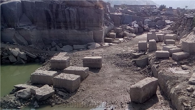 Paradiso Classico Granite Quarry