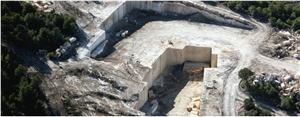 Golden Shell Sandstone Quarry