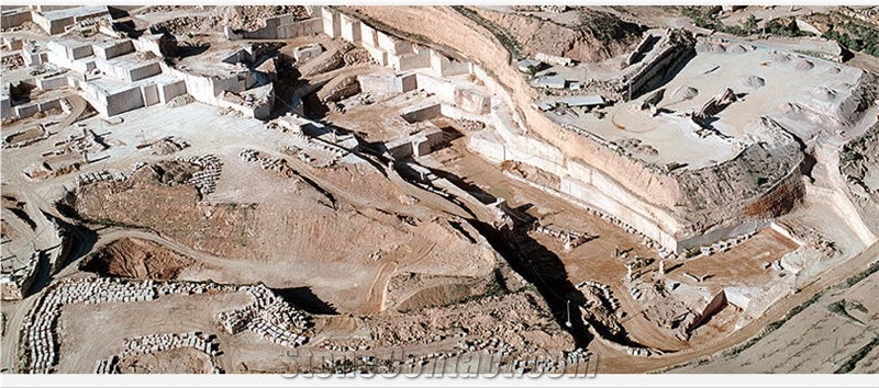 Rojo Alicante - Rosso Alicante Marble Quarry