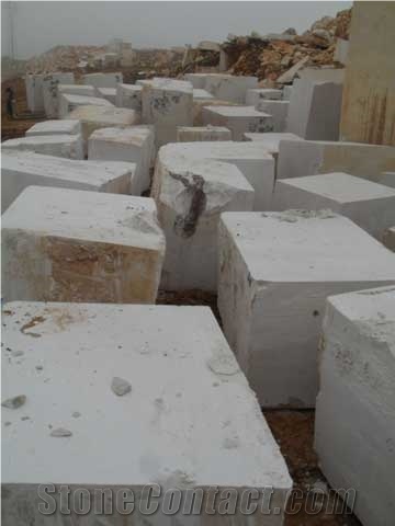 Crema Terra Marble Quarry