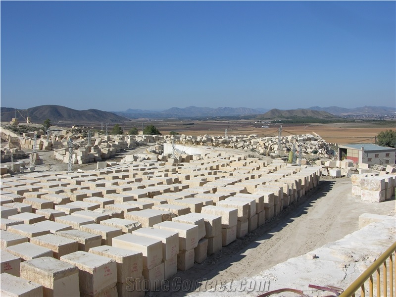 Amarillo Fosil - Yellow Fossil Limestone Quarry