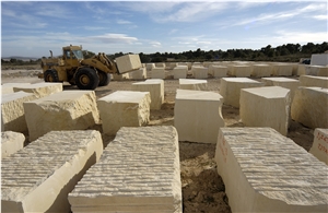 Piedra de Montealegre Sandstone Quarry