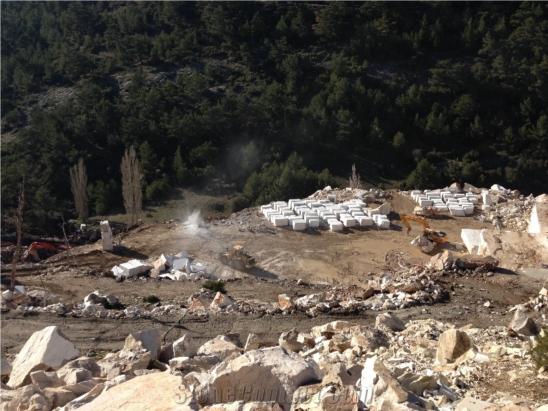 DK Green Marble Quarry