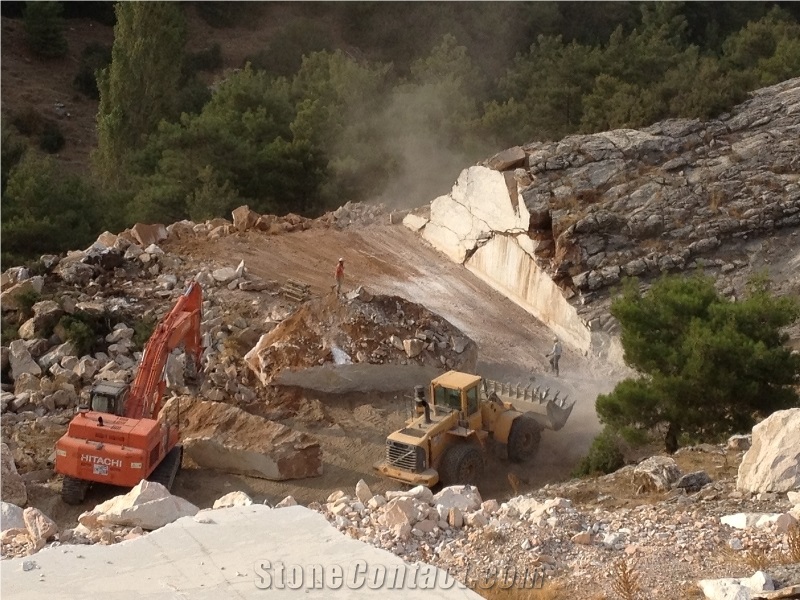 DK Green Marble Quarry