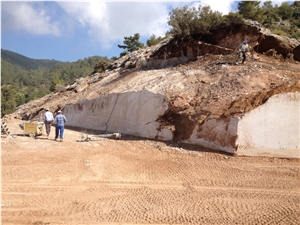 DK Green Marble Quarry