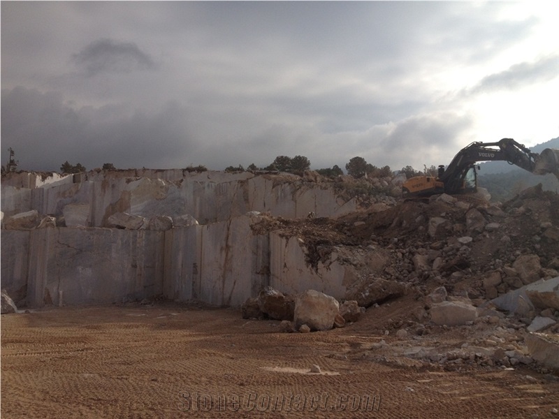 Denizli Cardak Silver Fantasy Marble Quarry