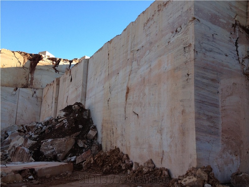 Kutahya Red Travertine Emet Quarry
