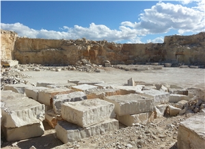 Thala Beige Limestone Quarry