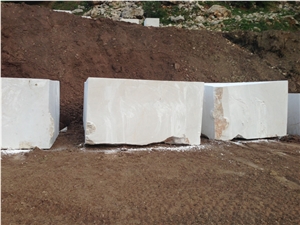 Flora Beige Marble Quarry