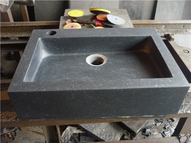 G684 Black Basalt Quarry