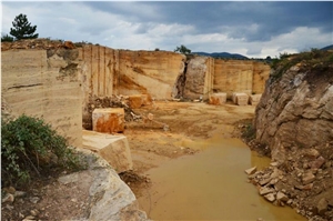 Antea Marble - Golden Travertine, Karabuk Yellow Travertine Quarry