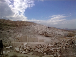 Saba Beige Marble Quarry