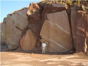 Renkmer Marble Exploitation - Aegean Bordeaux Marble Quarry