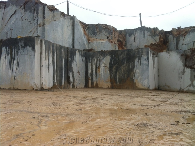 Olive Avantgarde Marble Quarry