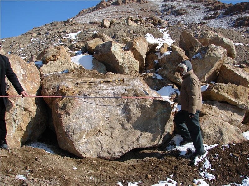 Iran - Sabalan Agate and Jasper Quarry