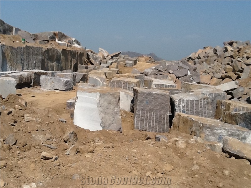 Tan Brown Granite Quarry