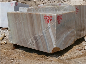 Ozcelik Seben Rainbow Onyx Quarry
