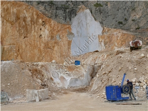 Ozcelik Seben Rainbow Onyx Quarry Ozcelik Seben Rainbow Onyx Quarry