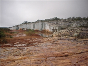 Emerald Green Quartzite Quarry