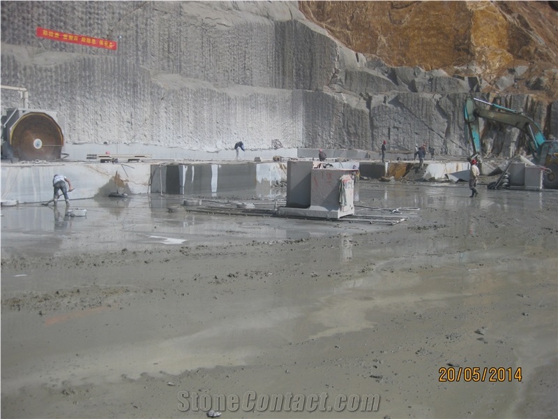 Chengde Green Granite -Yanshan Green Granite first quarry