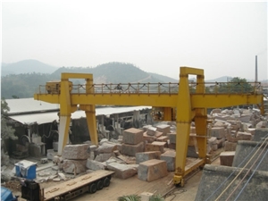 G562 Maple Red Granite Quarry
