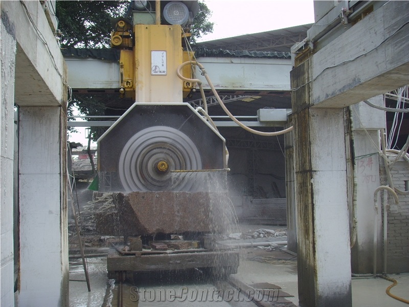 G562 Maple Red Granite Quarry