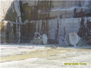 G562 Maple Red Granite Quarry