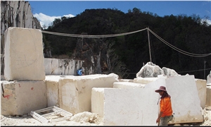 Citatah Beige Marble Bunea Quarry