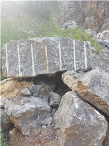 China Dark Emperador Marble Quarry