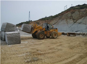 Tiger Skin Rusty Granite Quarry
