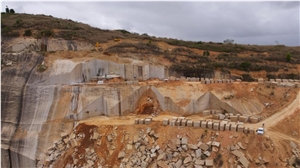 Giallo Santa Cecilia Granite - OWN QUARRY
