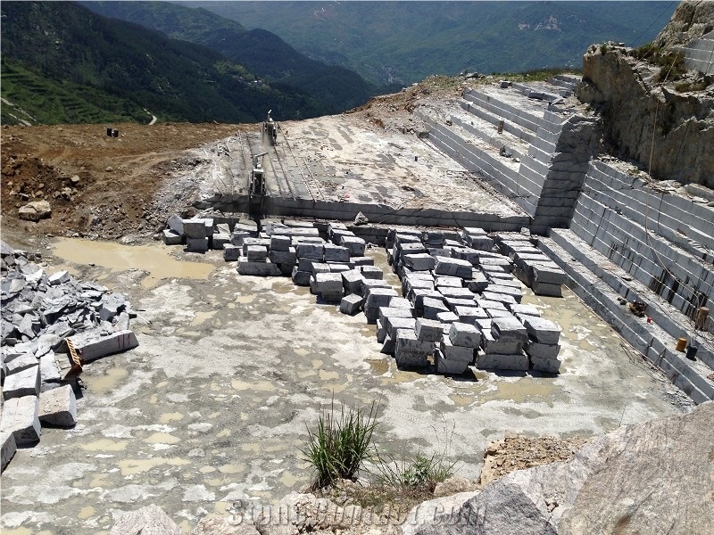 Grey Wood Grain Marble Quarry