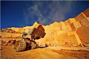 Azarshahr Red Travertine Quarry