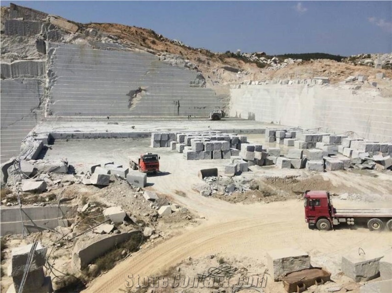 G383 Cheap Grey Granite Quarry