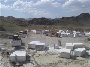 Behestan Beige Marble Quarry