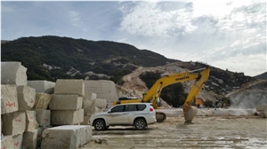 Golden Yellow Granite Quarry