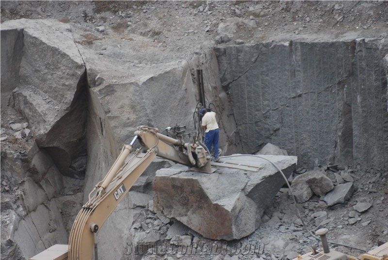 Piedra Azul de Arucas Rosa Silva Quarry