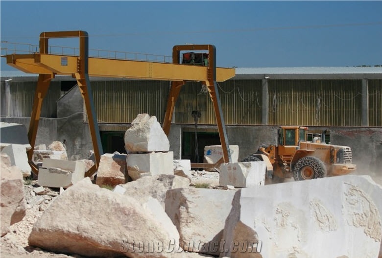 Demirkaya Beige Marble Burdur Quarry