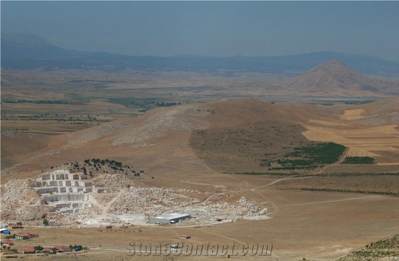 Demirkaya Beige Marble Burdur Quarry