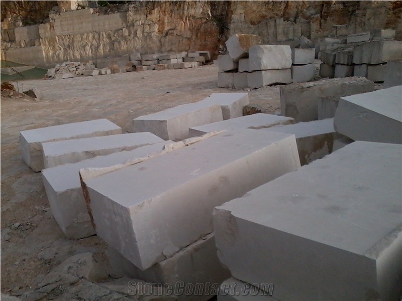 Branco Fossil Limestone MJF-LDA Quarry Serra Candeeiros