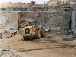 GB8 Starry Night Granite Quarry