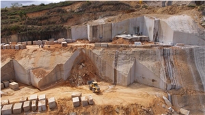 Giallo Santa Cecilia Granite - OWN QUARRY