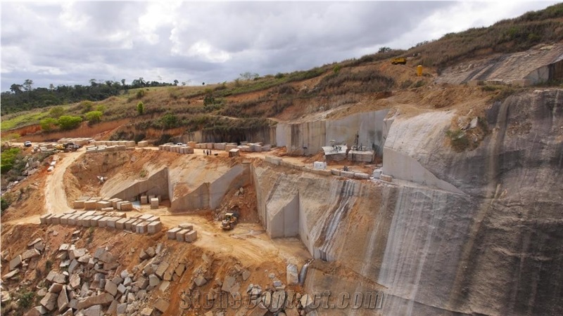 Giallo Santa Cecilia Granite - OWN QUARRY