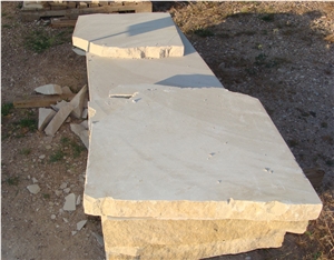 Lueders Buff, Lueders Limestone Quarry