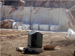Toros Beige Marble Quarry