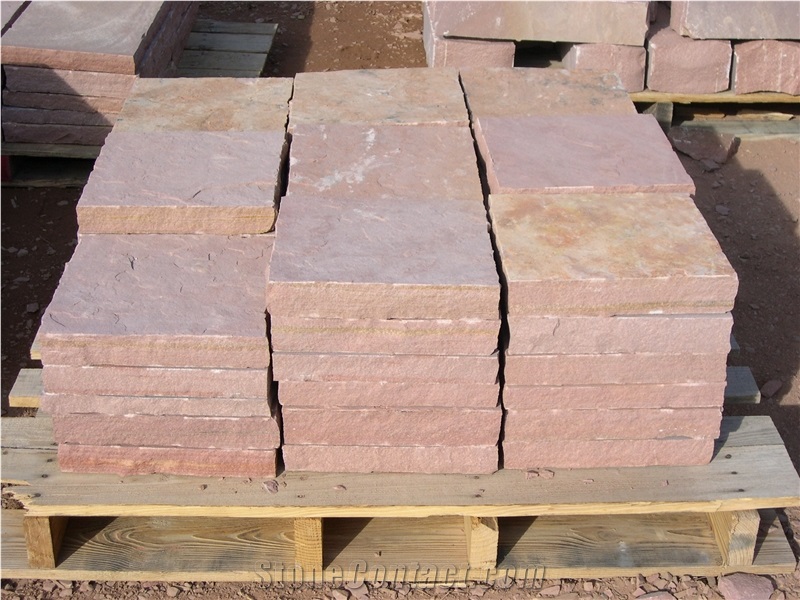 Lyons Red Sandstone Busters Quarry