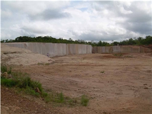 Rojo Caribe Granite (Venezuela) Quarry