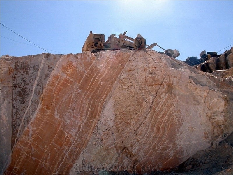 Bolourin Onyx Mashhad (Orange Onyx) Quarry