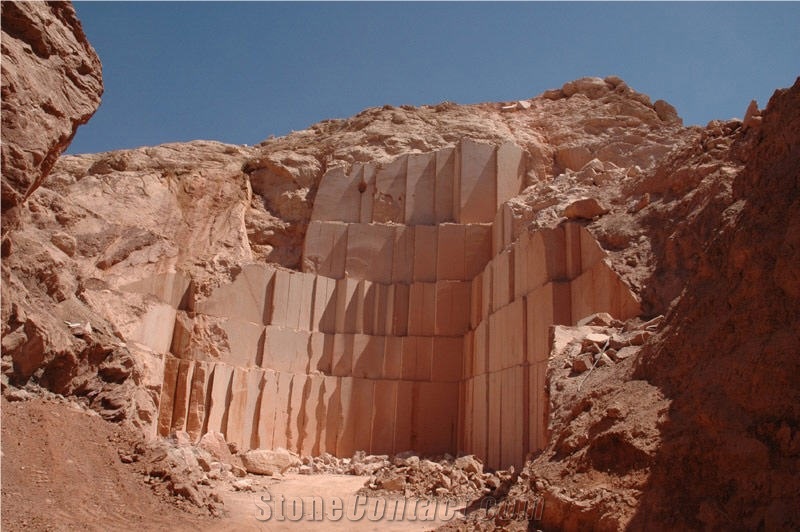 Red Khatam Marble Quarry
