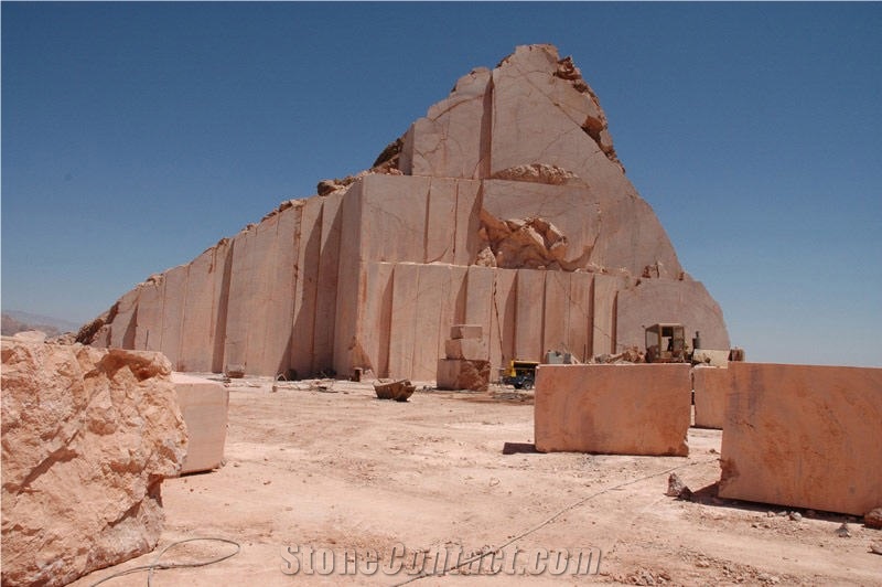 Red Khatam Marble Quarry